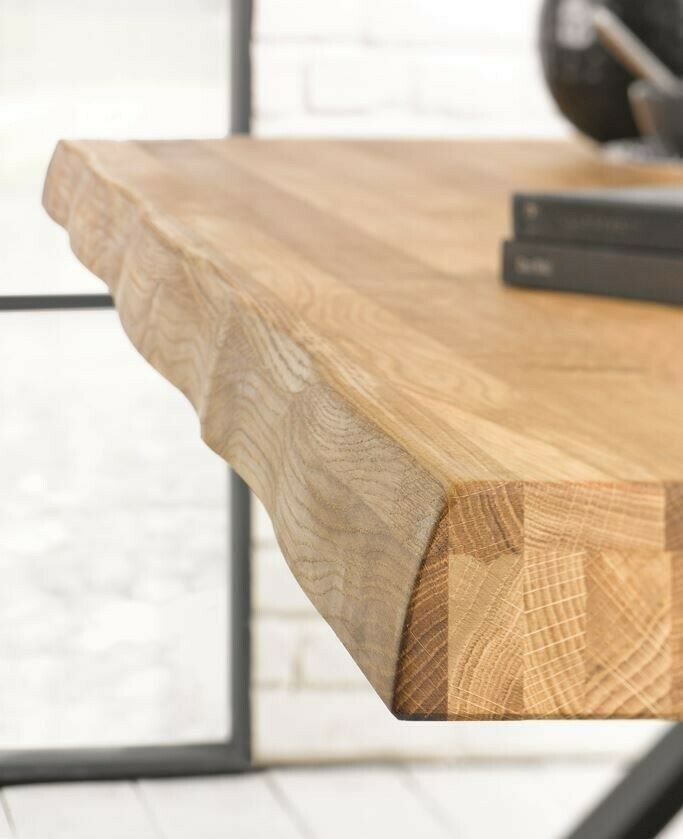 Baumkantentisch Esstisch Massiv Wildeiche Geölt Tisch Holz 180 cm in Hamburg