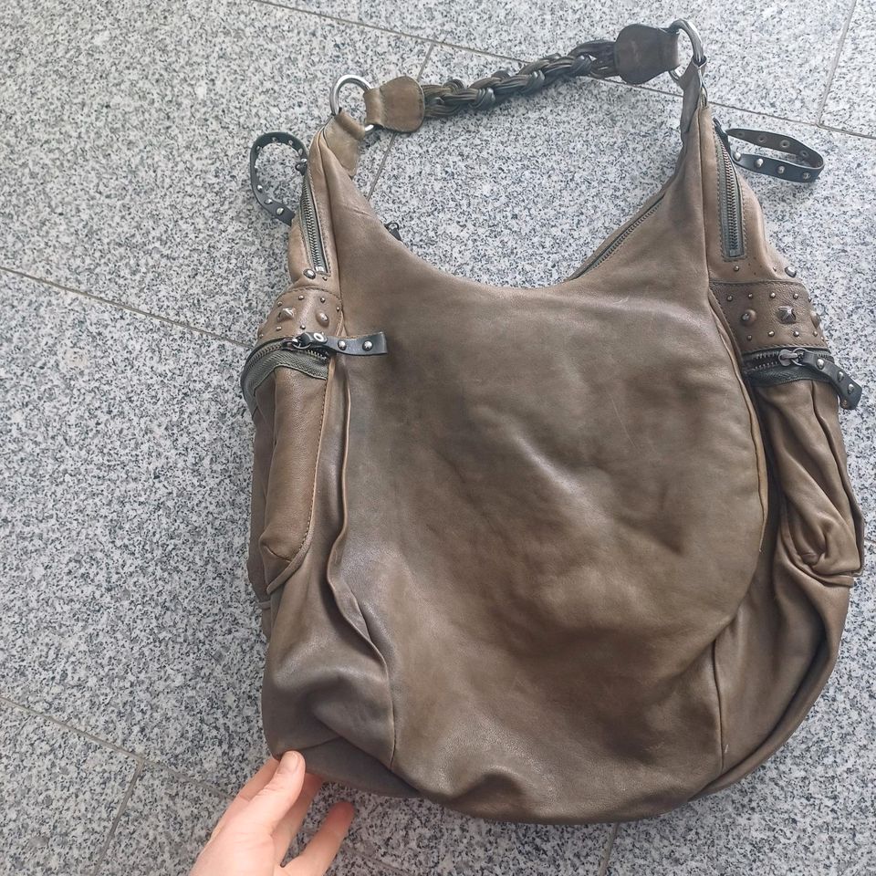 Boss hugo boss Beuteltasche in Bergkamen