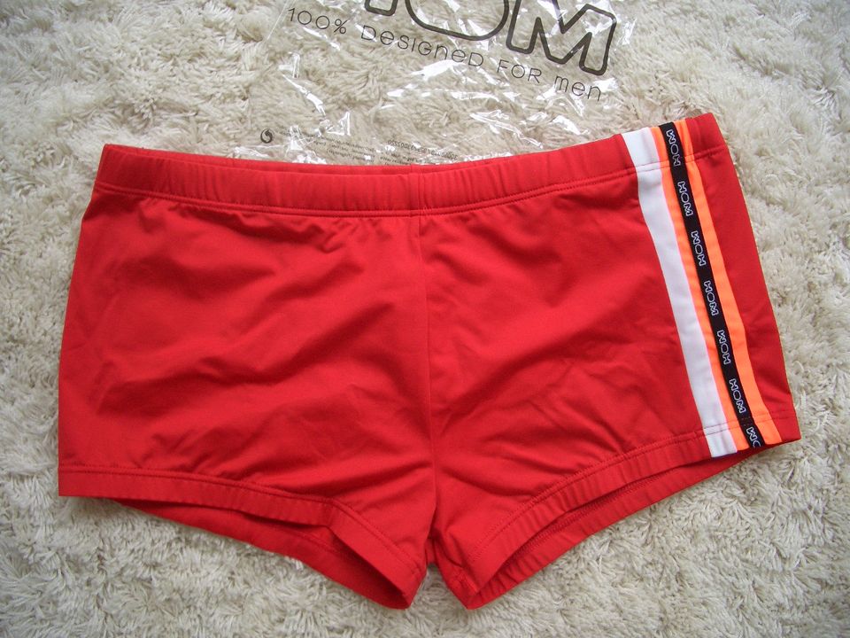 HOM Badehose Gr. 4 / S "Sport Dive Red" rot NEU in OVP! in Utzerath