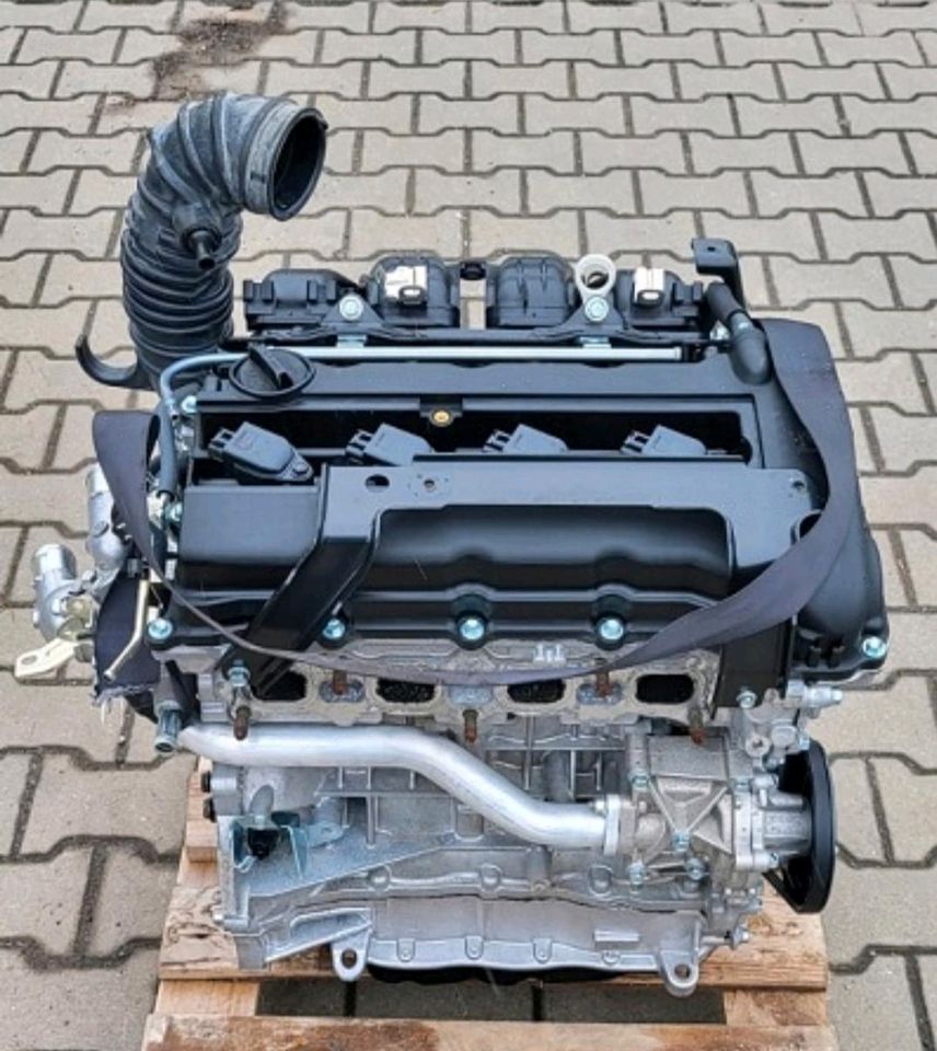 MITSUBISHI OUTLANDER  2,4 4B12 MOTOR KOMPLETT in Hennigsdorf