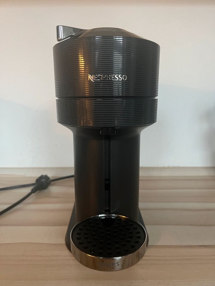Nespresso Vertuo Kaffee Kapselmaschine Krups * schwarz * wNeu in Rosenheim