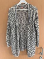 Strickjacke von Only Größe S Hessen - Butzbach Vorschau