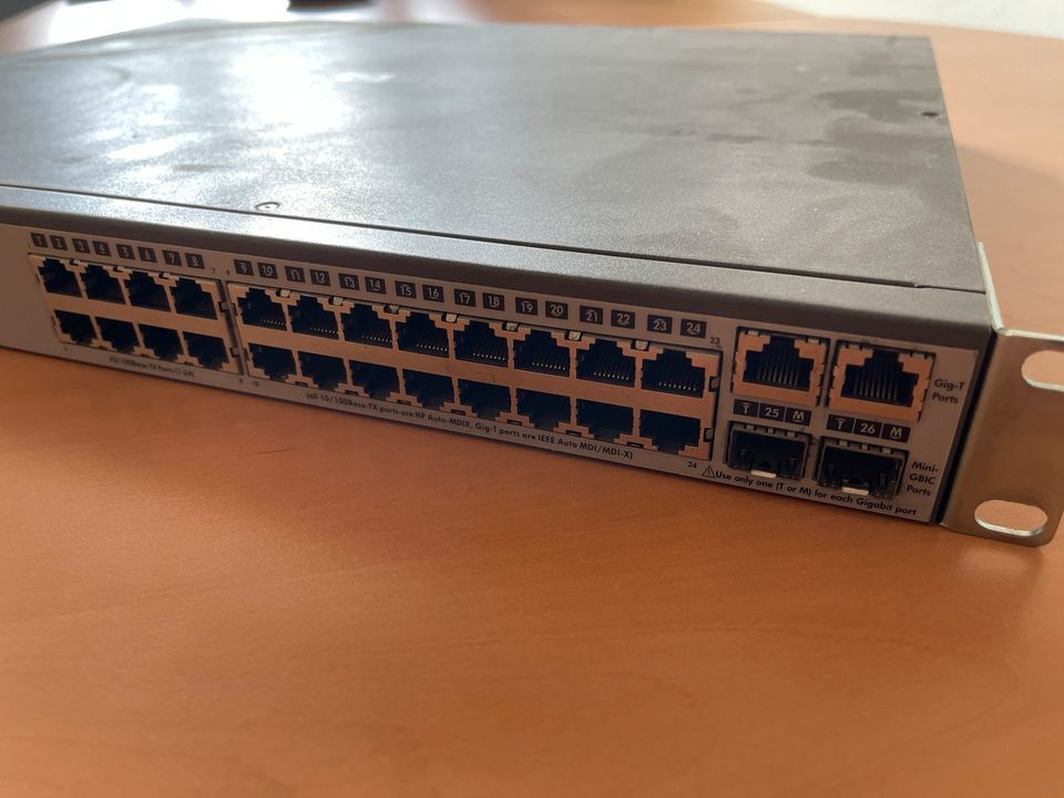 HP Procurve Switch 2626 J4900B 24-Port in Flöha 