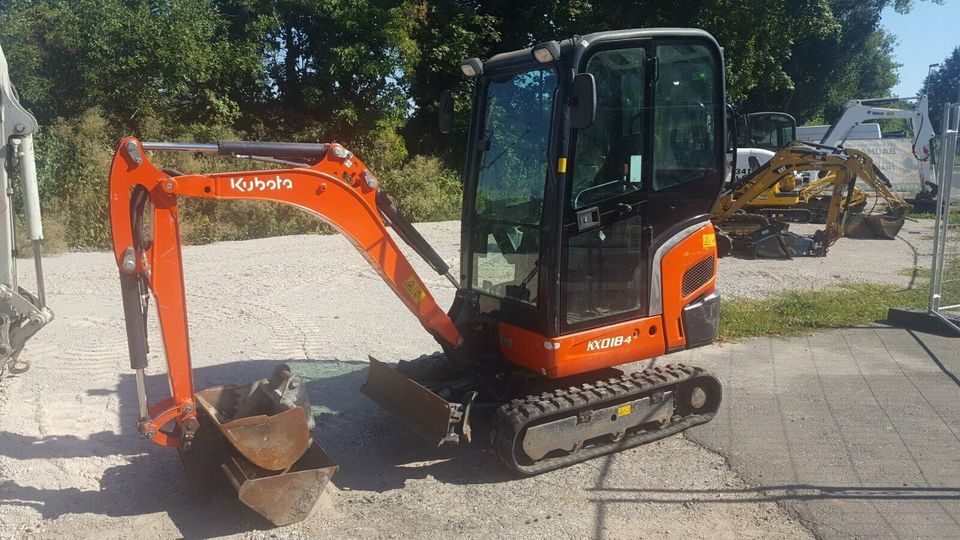 Wir suchen-kaufen Baumaschinen Bagger Radlader ectr. alle Marken in Goldbach