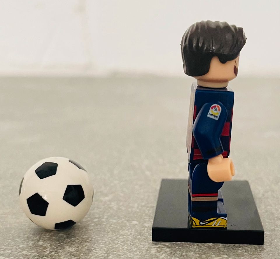 Fußball Minifigur Lionel Messi FC Barcelona in Merzenich