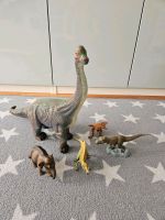 4 Dinosaurier und ein Elefant teilweise von Schleich Obervieland - Arsten Vorschau