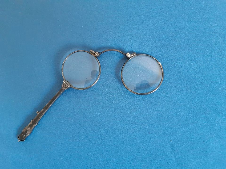 Vintage "Binokel", Lorgnette, Silber, Brille in Sindelfingen