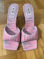Neue Schuhe noch nie getragen sehr schön und bequem Bayern - Bad Aibling Vorschau