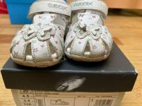 Geox Sandalen Schmetterlinge Hochzeit Größe 20 Nordrhein-Westfalen - Solingen Vorschau