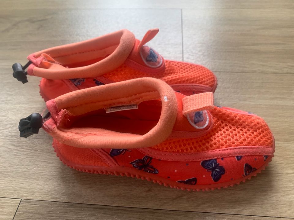 Badeschuhe Kinder in Groß Köris