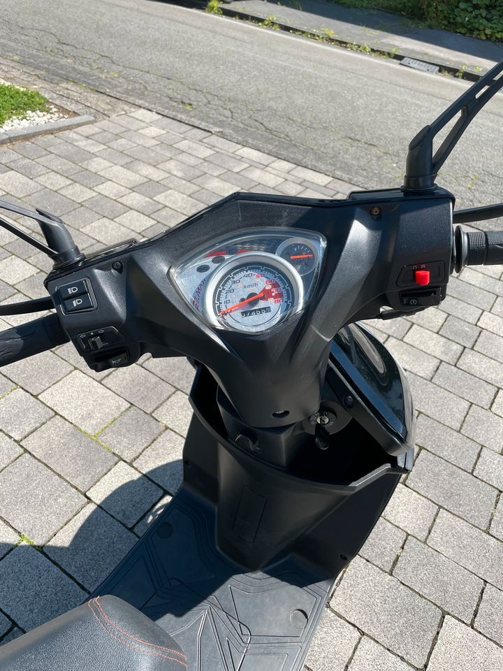 Motorroller und Scooter in Hagen
