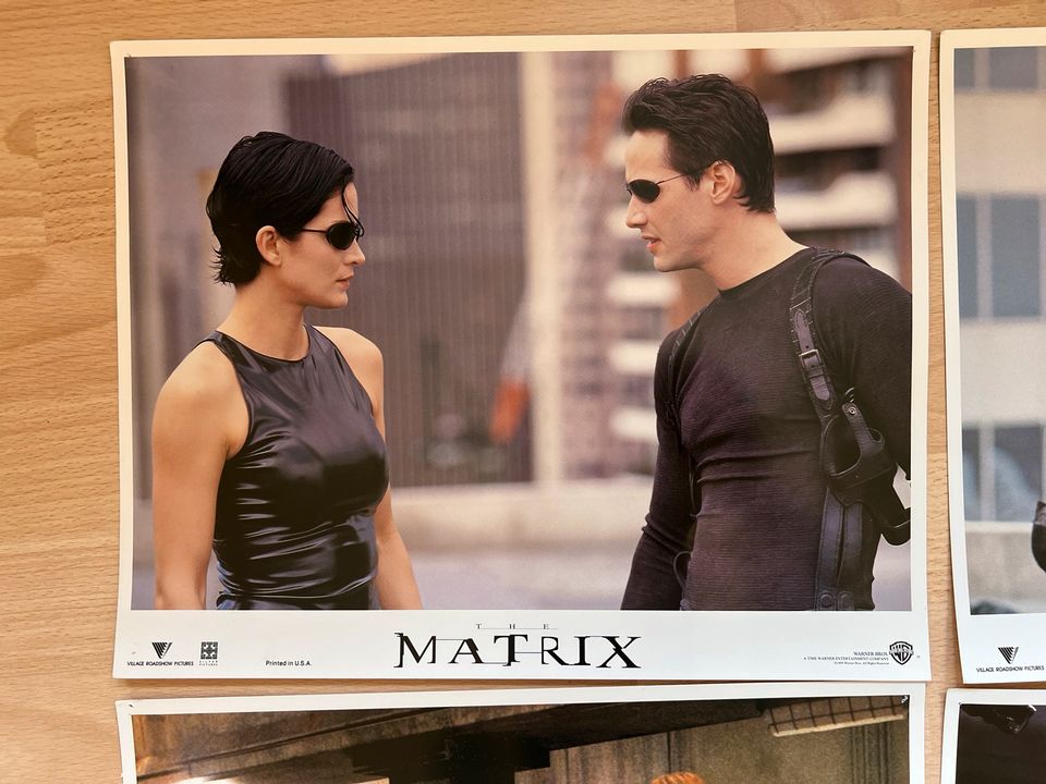The Matrix Lobby Cards aus dem Jahr 1999 in Nachrodt-Wiblingwerde