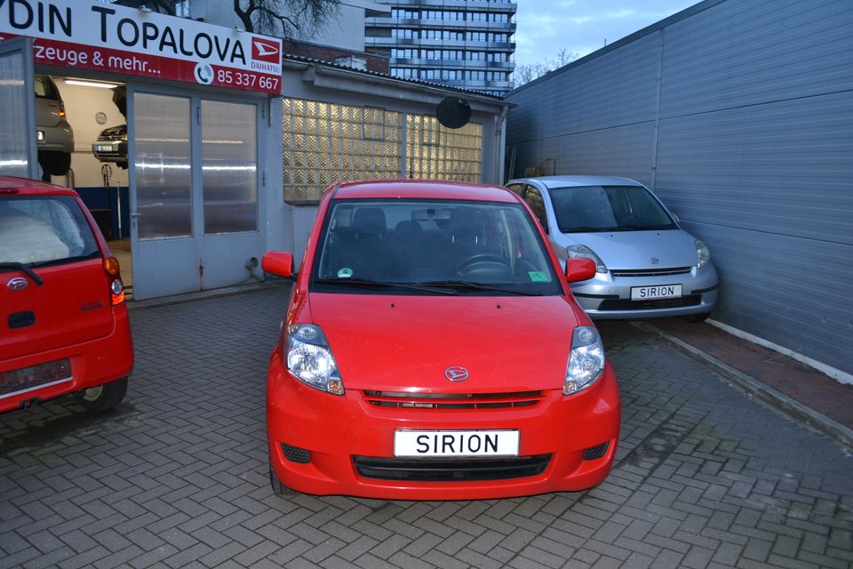 Daihatsu Sirion 1.3 Klima I Hand Sehr gepflegt 8 Fach bereift 12G in Hamburg