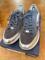 Caprice Schuhe 39 Damen Leder Lederschuhe Silber metallic Sneaker Berlin - Steglitz Vorschau