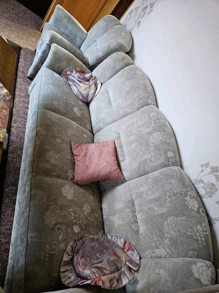 Sofa , Sessel, Couch in Ihlow