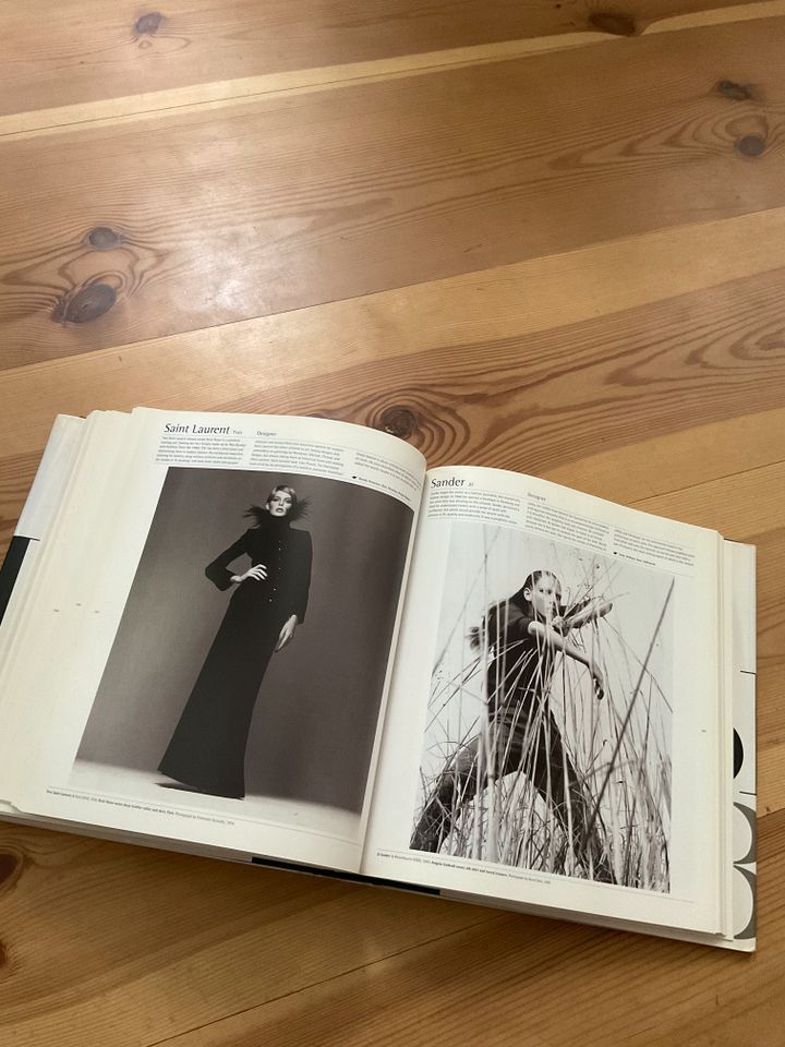 Phaidon Fashion Book in Berlin