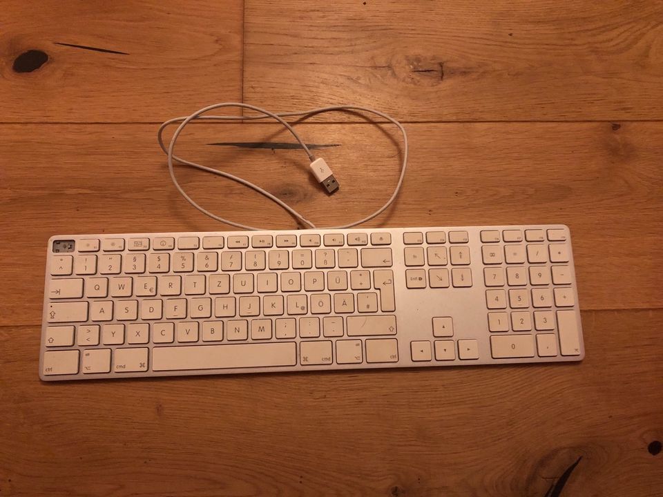 Apple USB-Tastatur A1243 in Nörten-Hardenberg