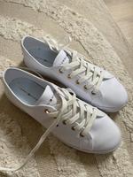 Sneaker weiß Tommy Hilfiger 38 Hessen - Erbach Vorschau