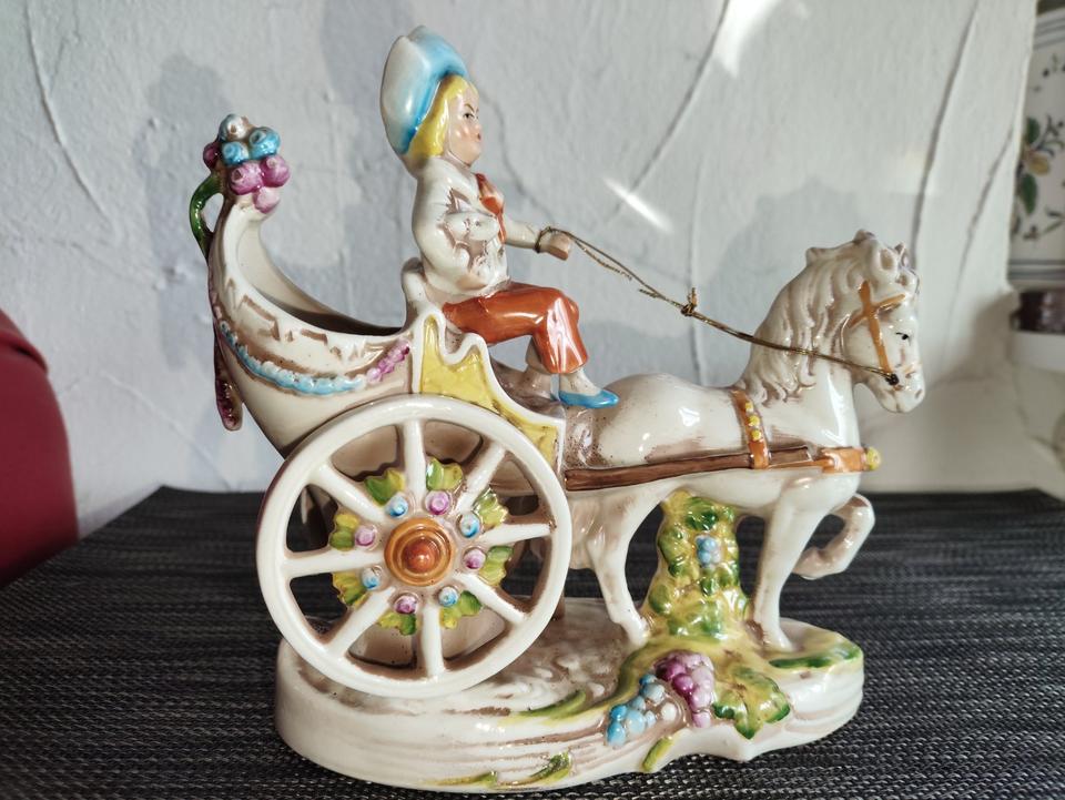 DDR Figurine Kutsche, Porzellan, Gräfenthal Marke, nummeriert in Lemförde