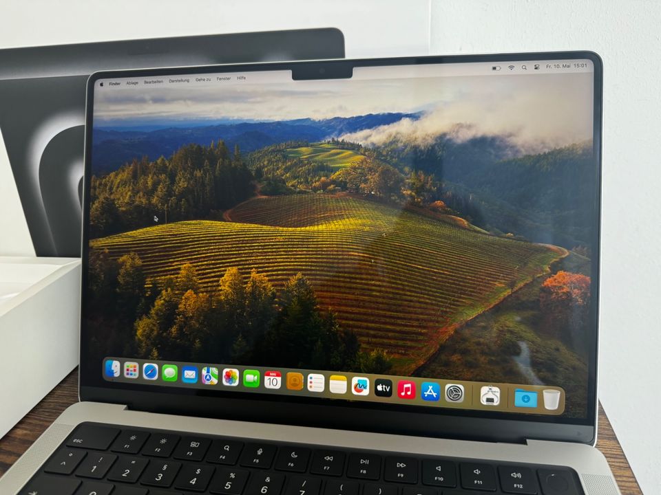 Händler - Apple Macbook Pro 14 M3 512GB 8GB 10C GPU 100% AKKU in Krefeld