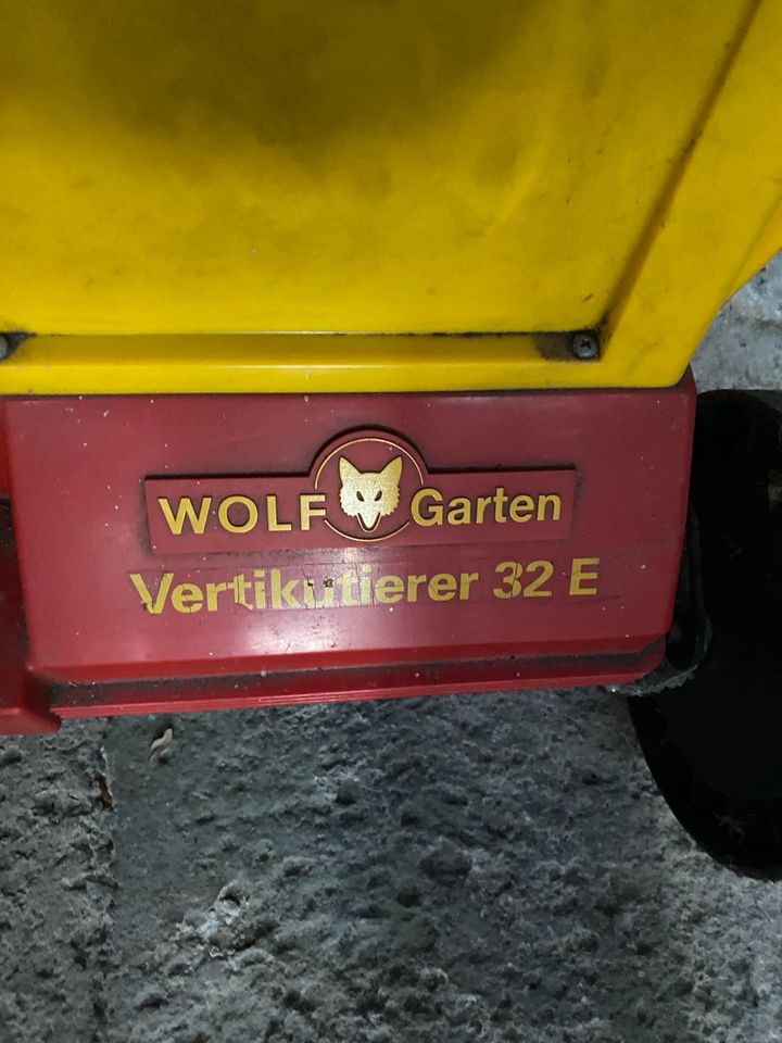 Wolf 32 E Elektovertikutierer in Kaltenkirchen