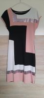 Kurzes Kleid schwarz/rosa Gr. 36/38 Niedersachsen - Diepenau Vorschau