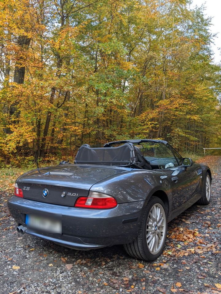 BMW Z3 Cabrio 3.0i | 18 Zoll M-Felgen Windschott Klima in Möhnesee