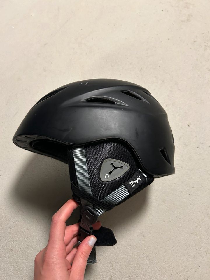 Skihelm Crivit in Herzogenaurach