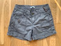 Shorts von Promod in olivgrün Gr. XS Bochum - Bochum-Ost Vorschau