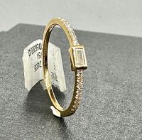 Wert 890€ Moderner Ring mit Diamanten in 18K 750 Gold Nordrhein-Westfalen - Moers Vorschau
