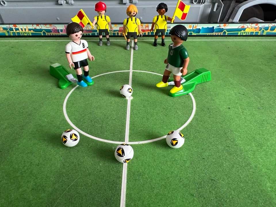 Playmobil Fußball Koffer Fußballarena in Marktbreit