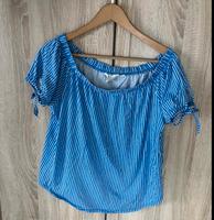 H&M, modisches T-Shirt, L, Carmen Ausschnitt, weit, Nordrhein-Westfalen - Plettenberg Vorschau