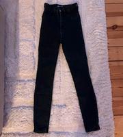 ZARA Röhrenjeans Gr. XS Berlin - Zehlendorf Vorschau