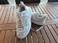 Sportschuhe Damen von Buffalo !! Hessen - Felsberg Vorschau