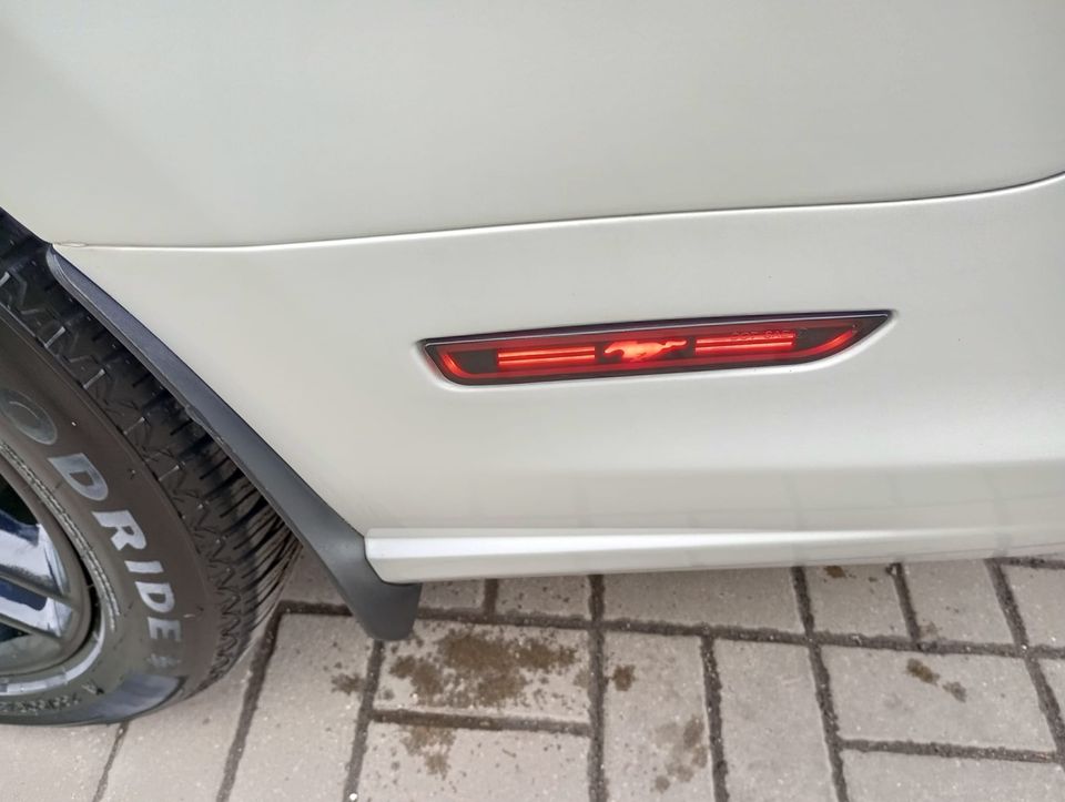 Ford Mustang 3.7 Premium Version in Berlin