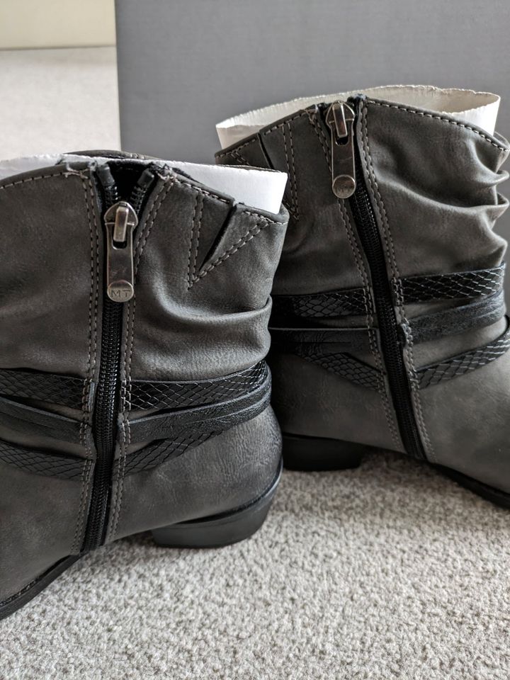 ♥ MARCO TOZZi Stiefelette, grau, Herbst/ Winter, Gr. 38 ♥ in Vlotho