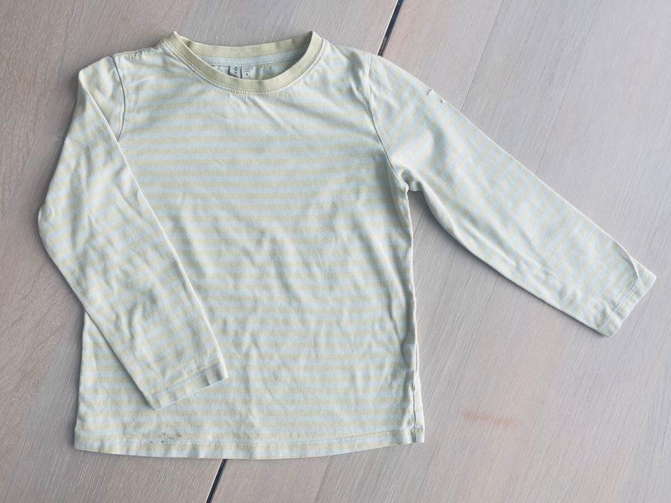 GRAY LABEL Langarmshirt gelb-weiß geringelt 5-6 Jahre in Osnabrück