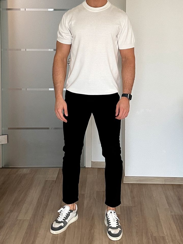 Mango Herren Jeans, Schwarz, Gr. 42 in Langenfeld