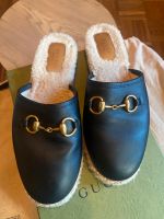 Gucci Leder Pantoffeln Gr.39 schwarz Pantoletten Rheinland-Pfalz - Rockenhausen Vorschau