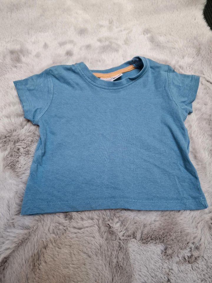 Baby T-Shirt 68 je 1€ in Höchberg