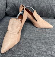 Schicke Schuhe von Marc Cain  aus Fell/Leder Gr. 40 Schleswig-Holstein - Kaltenkirchen Vorschau