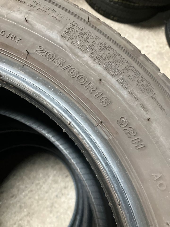 4 Sommerreifen 205 60 R16 92H (5-6mm) Bridgestone T005 Dot 22 in Giebelstadt