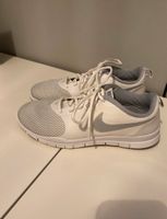 Nike Schuhe, Laufschuhe Hessen - Hanau Vorschau