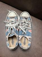 Converse Sneakers Turnschuhe 37,5 Sachsen - Schwarzenberg (Erzgebirge) Vorschau