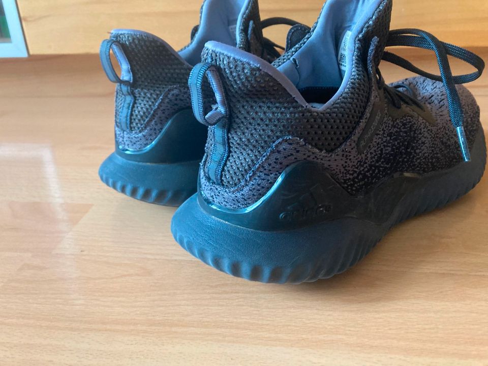 Adidas Laufschuh Alphabounce Sneaker Gr. 45 1/3 in Augsburg