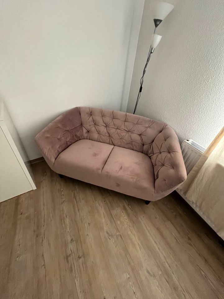 rosa couch 2-sitzer in Halberstadt