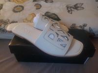 DKNY pantolette neu Sachsen-Anhalt - Stendal Vorschau