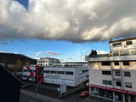 sanierte 2 ZKB-Eigentumswohnung / Dachterrasse / Garage in SB-Güdingen in Saarbrücken