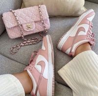 Nike Dunk Low Pink Velvet (GS) *neuwertig* Größe 39 Rheinland-Pfalz - Neuwied Vorschau