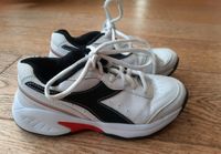 Diadora Tennisschuhe, Gr. 33 Kr. München - Großhelfendorf Vorschau